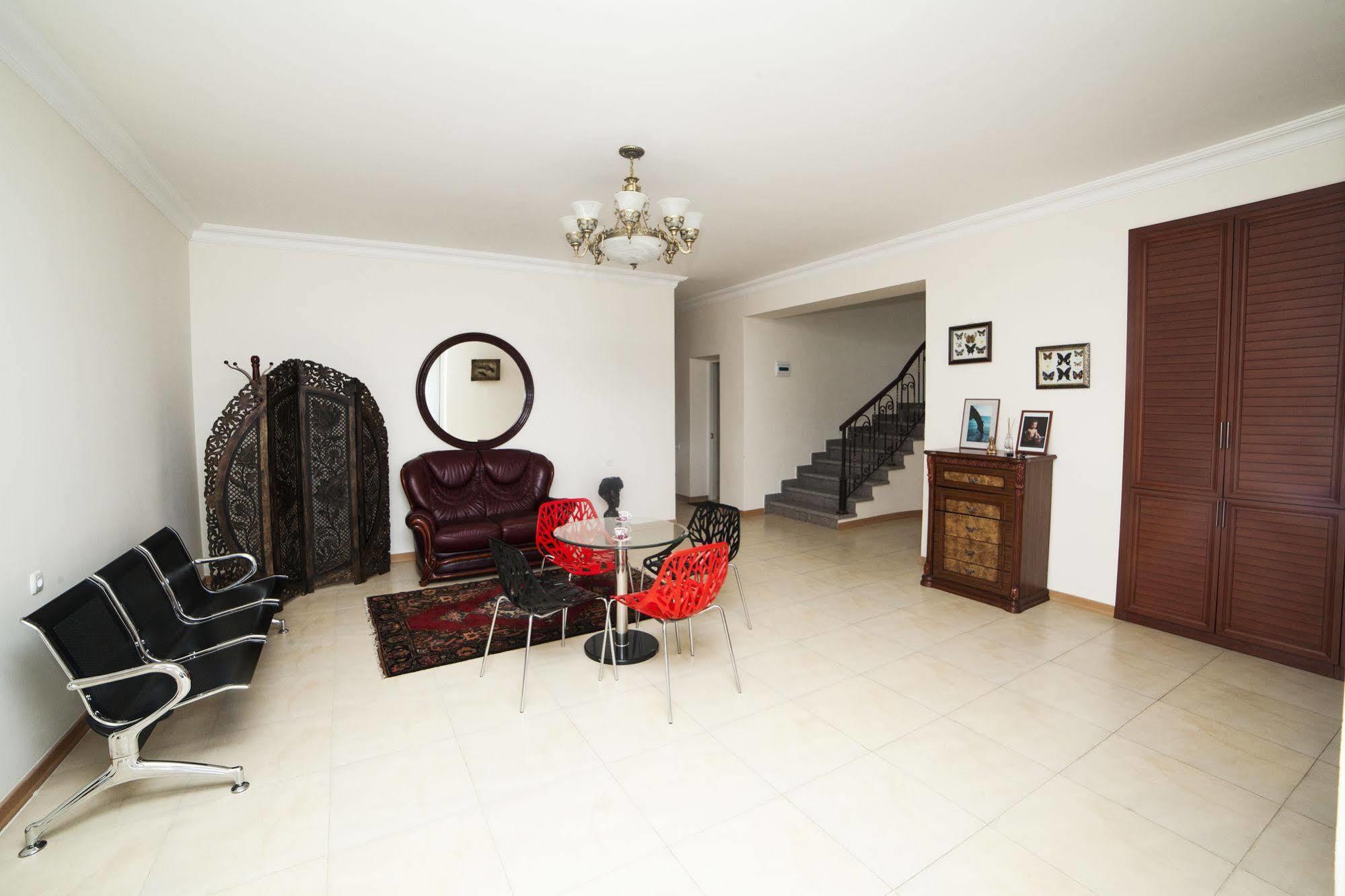 Sevan Villa Екстериор снимка